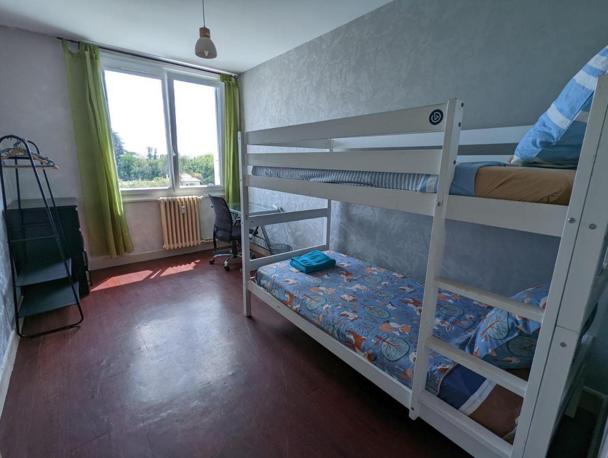 Bellejoie - Appartement T3- Poitiers Sud - Direct Futuroscope - Parking Et Wifi Gratuit Exterior photo